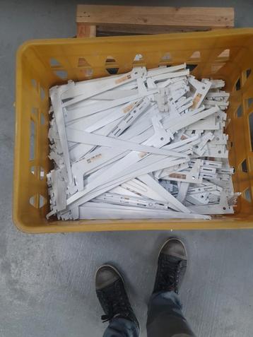 legplankdragers beschikbaar voor biedingen