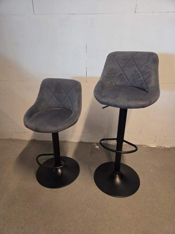 Set barkrukken / barkruk, Huis en Inrichting, Barkrukken, 60 tot 90 cm, 2 krukken, In hoogte verstelbaar, Ophalen