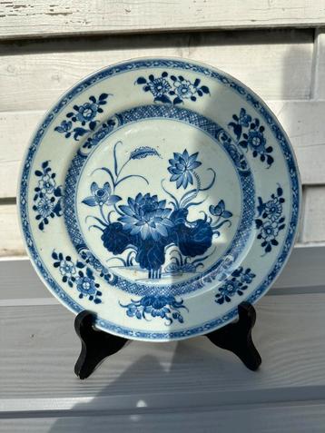 Antiek Chinees Kangxi Bordje 1622-1772 floraal decor