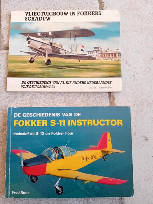 2 x boek vliegtuigen. 2, Verzamelen, Luchtvaart en Vliegtuigspotten, Zo goed als nieuw, Boek of Tijdschrift, Ophalen of Verzenden