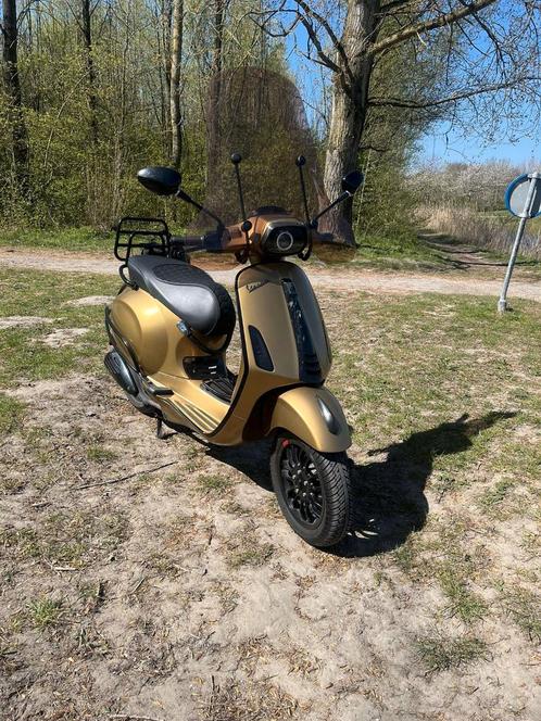 Custom Vespa sprint 2014 full option, Fietsen en Brommers, Scooters | Vespa, Nieuw, Overige modellen, Ophalen