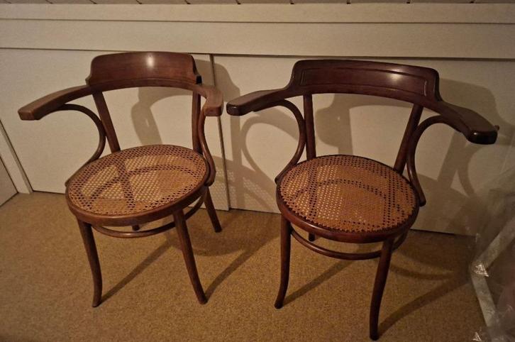 2 leuke stoeltjes, Antiek en Kunst, Antiek | Meubels | Stoelen en Banken, Ophalen of Verzenden