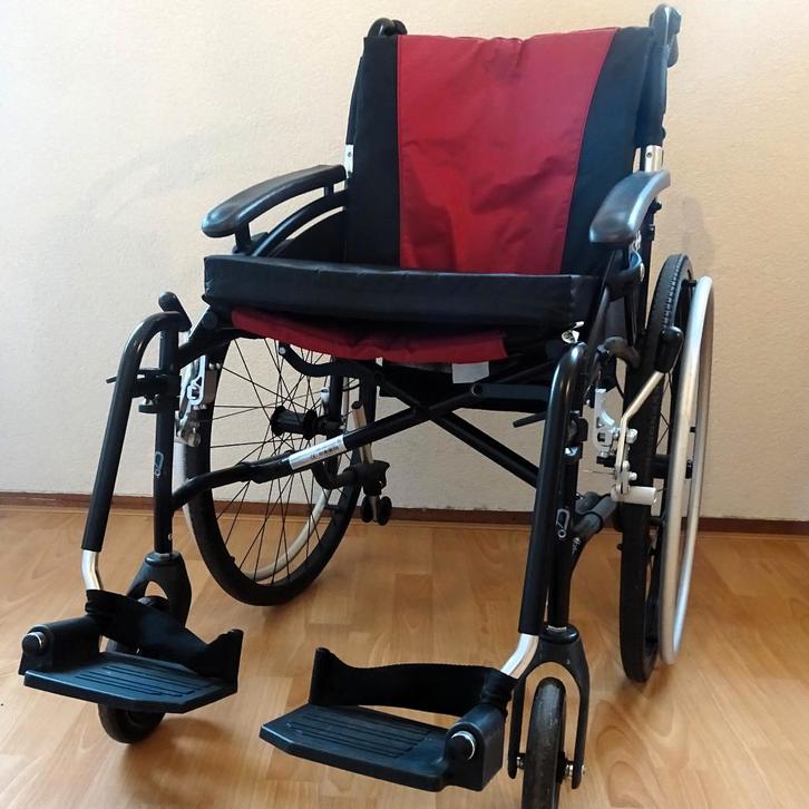 Lichtgewicht inklapbare rolstoel Excel G-Logic, Diversen, Rolstoelen, Gebruikt, Duwrolstoel, Inklapbaar, Ophalen