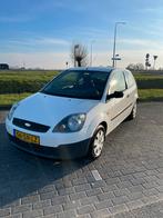 Ford Fiesta 1.3 8V 3DR 2006 Wit, Auto's, Ford, Origineel Nederlands, Te koop, 5 stoelen, Benzine