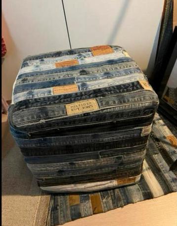 Jeans kleed poef kussen beschikbaar voor biedingen