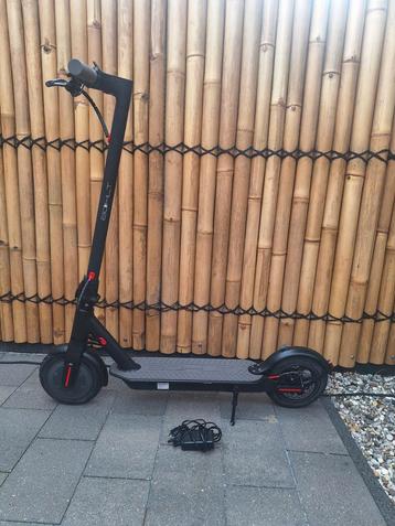 Bohlt E-Kick 9 Air Elektrische Step beschikbaar voor biedingen