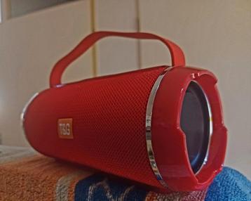 Draagbare Bluetooth Speaker - Mooi en Krachtig Geluid JBL beschikbaar voor biedingen
