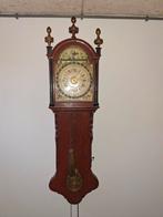 Antieke Friese Staartklok, Ophalen