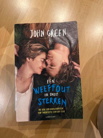 Een weeffout in onze sterren beschikbaar voor biedingen