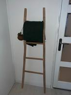 Decoratieve houten trap - handdoekrek leen bakker, Ophalen, Zo goed als nieuw