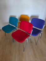 4 kleurrijke stoelen van Giancarlo Piretti voor Castelli, Ophalen, Gebruikt, Overige kleuren, Vintage