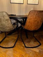 Nubuck leren eetstoelen - nette staat!, Huis en Inrichting, Stoelen, Ophalen, Gebruikt, Twee, Bruin