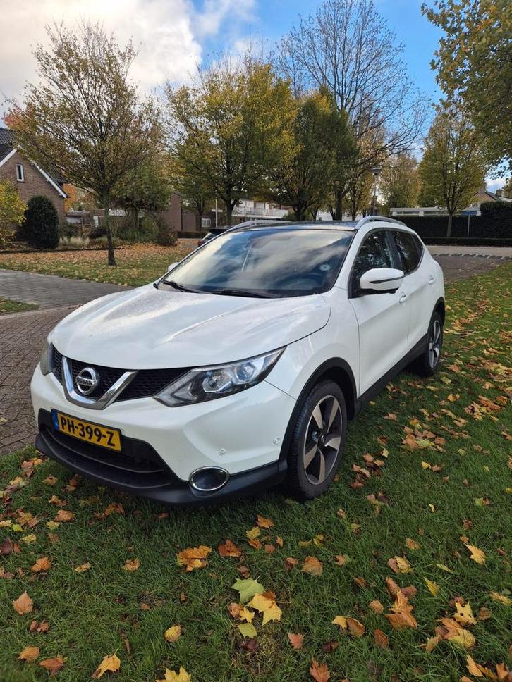 Nissan Qashqai Automaat Full Option! 2017 Wit, Auto's, Nissan, Particulier, Qashqai, 360° camera, ABS, Achteruitrijcamera, Adaptieve lichten