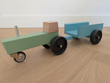 Set houten tractor + trailer van Floris Hovers beschikbaar voor biedingen