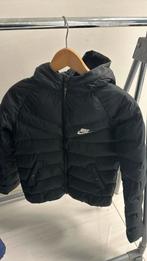 Nike winterjas maat m kinder. 137-147, Kinderen en Baby's, Kinderkleding | Maat 176, Jongen, Ophalen of Verzenden, Jas, Zo goed als nieuw