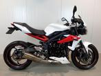 TRIUMPH STREET TRIPLE R (bj 2014), 675 cc, Bedrijf, 3 cilinders, Meer dan 35 kW