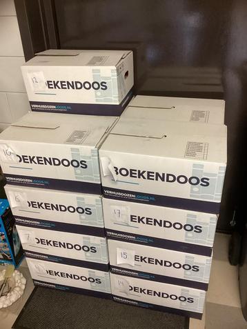 Grote partij boeken, tal van genres! 17 dozen! beschikbaar voor biedingen