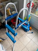 Zwembadtrapje - Veilig en gemakkelijk in uw zwembad!, Ophalen, Gebruikt, 80 tot 120 cm, Rond