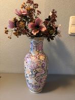 Bloemenvaas met gouden details, Huis en Inrichting, Woonaccessoires | Vazen, Overige kleuren, Aardewerk of Porselein, Ophalen of Verzenden