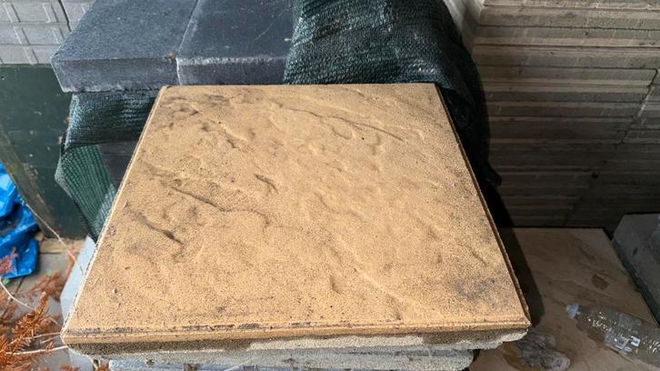 Tuintegels 21 m2+. 134 tegels, wel een poetsbeurtje nodig, Tuin en Terras, Terrasdelen en Vlonders, Gebruikt, Ophalen