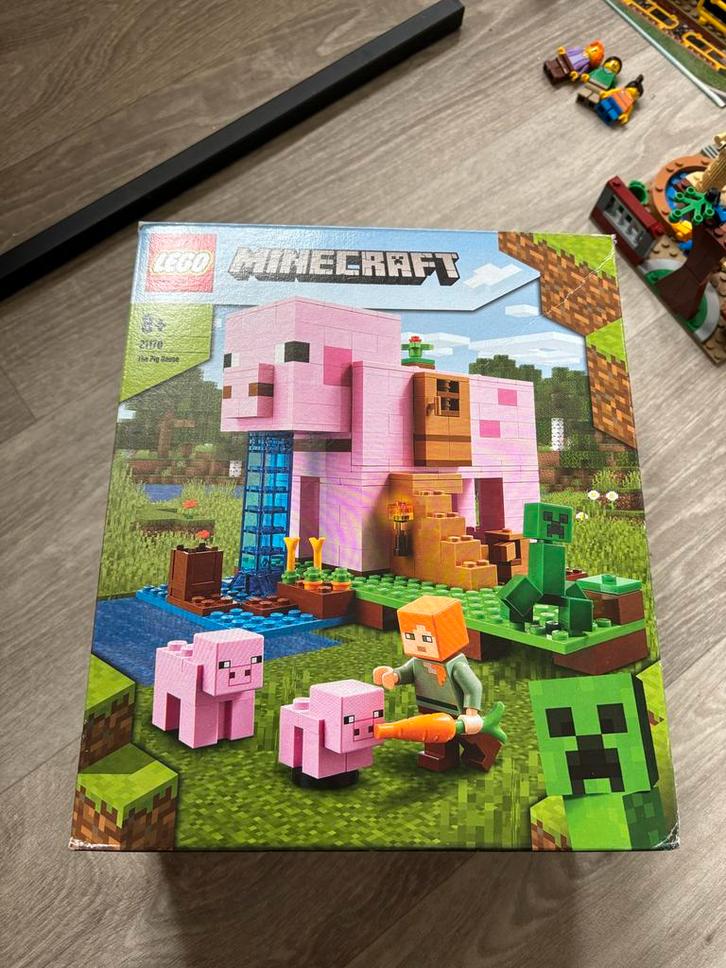 LEGO Minecraft 21170 - Het Varkenshuis, Kinderen en Baby's, Speelgoed | Duplo en Lego, Zo goed als nieuw, Lego, Complete set, Ophalen of Verzenden