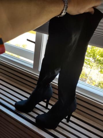 Zwarte Overknee Laarzen Maat 41 beschikbaar voor biedingen