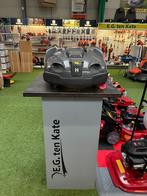 Husqvarna 330x automower roodnr16, Ophalen, Gebruikt, Minder dan 30 cm, Accu-grasmaaier