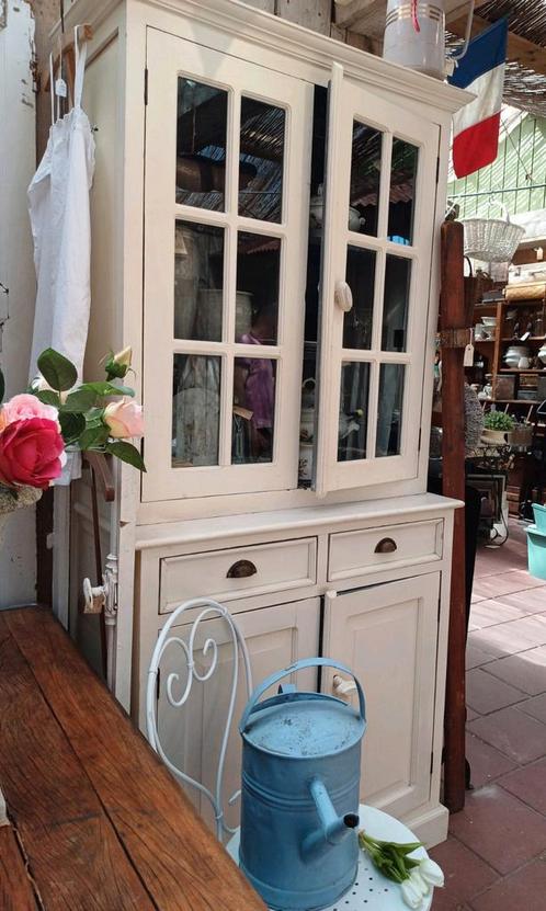 Kast, landelijke kast, witte kast, buffetkast, Antiek en Kunst, Curiosa en Brocante, Ophalen