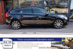 Volvo V60 2.0 T3 152 pk Momentum Dealer onderhouden, 18 inch, Voorwielaandrijving, Gebruikt, 4 cilinders, Leder en Stof