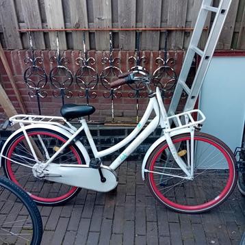 Meisjesfiets , Omafiets   beschikbaar voor biedingen