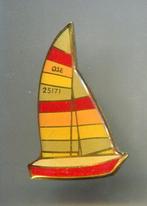 Zeilboot koper PIN ( BLAD2_275 ), Verzamelen, Speldjes, Pins en Buttons, Transport, Speldje of Pin, Zo goed als nieuw, Verzenden