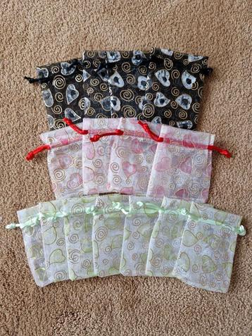 Cadeau/sieraden zakjes stof met koord, Nieuw! beschikbaar voor biedingen