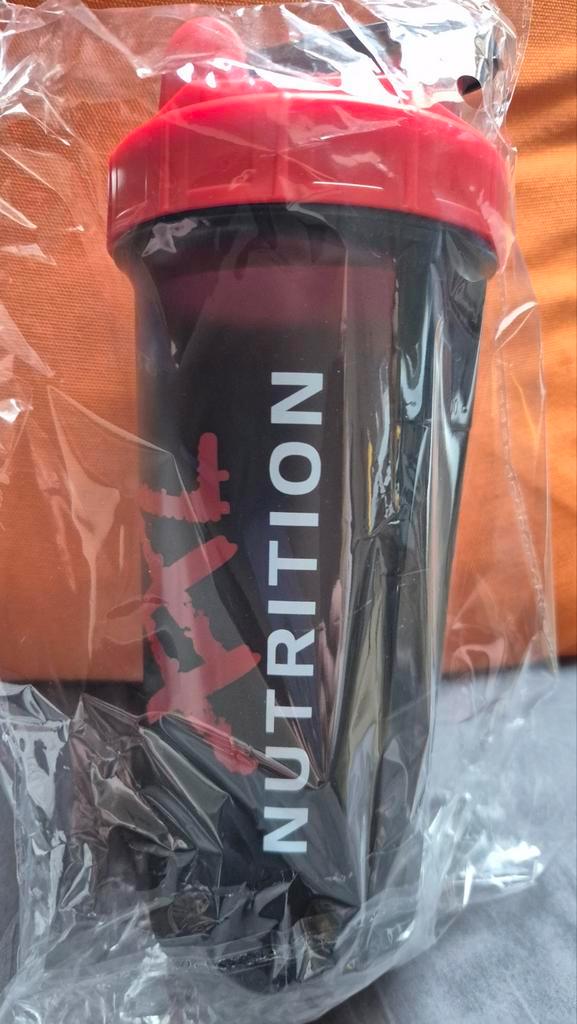 Shaker + Waterfles - Ideaal voor Sport & Onderweg!, Sport en Fitness, Bidons, Nieuw, Ophalen