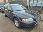 Volvo XC70 2.5T AWD Summum |Dealer Onderhouden! | Trekhaak |, Auto's, Volvo, Automaat, 1800 kg, Beige, XC70