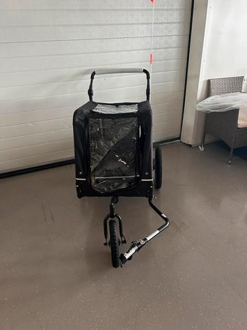 Hondenaanhanger beschikbaar voor biedingen