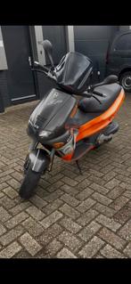 Runner 180 Brom, Ophalen of Verzenden, Zo goed als nieuw, Benzine, Overige modellen