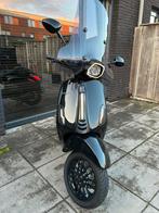 Vespa Sprint 2022, Fietsen en Brommers, Scooters | Vespa, Ophalen, Vespa S, 49 cc, Zo goed als nieuw