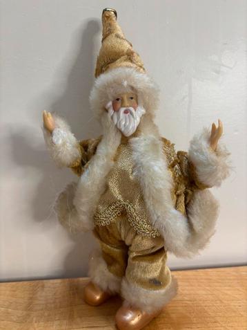 Vintage kerstman creme goud beschikbaar voor biedingen