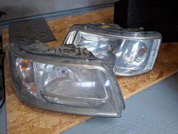 VW T5 Koplampen Set beschikbaar voor biedingen