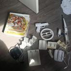 wii accesoires nunchuck, lader, geweer, stuur dance dans mat, Spelcomputers en Games, Met 1 controller, Gebruikt, Ophalen of Verzenden