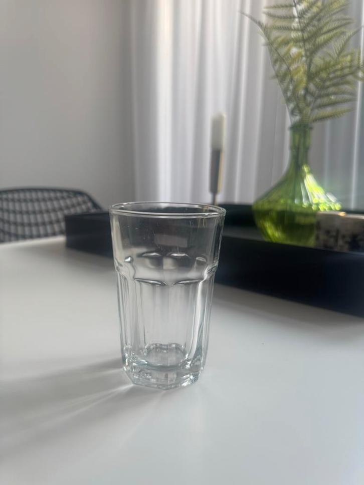 Glazen en Waterkan - IKEA Pokal en meer!, Huis en Inrichting, Keuken | Servies, Gebruikt, Glas of Glazen, Effen, Glas, Ophalen of Verzenden