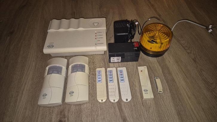 Alarmsysteem Elro HA51, Doe-het-zelf en Verbouw, Alarmsystemen, Gebruikt, Compleet systeem, Beweging, Draadloos, Afstandsbediening
