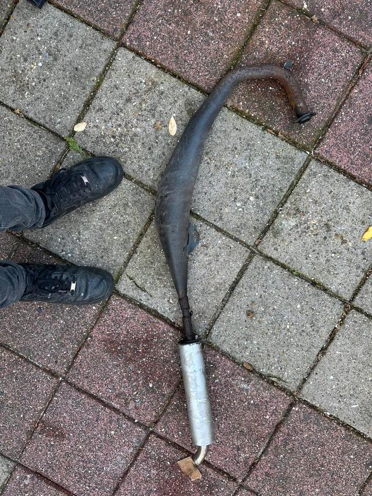 yusani uitlaat, Fietsen en Brommers, Brommeronderdelen | Scooters, Gebruikt, Piaggio, Uitlaat, Ophalen