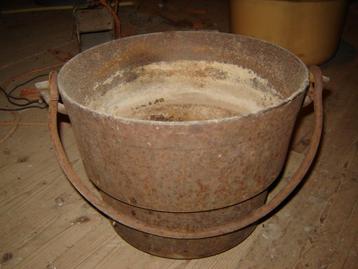 Heksenketel kookpot grape 8 bloempot beschikbaar voor biedingen