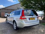 Volvo V70 2.0 D3 Classic Edition | Automaat + Clima + Cruise, Diesel, 22 km/l, Te koop, 5 stoelen