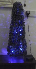 Buxus kunstboom met blauwe stroom verlichting, Huis en Inrichting, Kamerplanten, Minder dan 100 cm, Yucca, Ophalen of Verzenden
