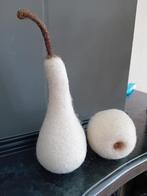 Genaaldvilte appel en peer, wol. Naaldvilten, Hobby en Vrije tijd, Vilt, Ophalen of Verzenden, Nieuw, Figuurtje(s), Wolvilt