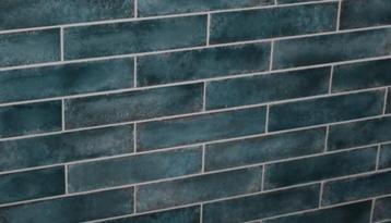 Groene wandtegels Emil Group 6*24 cm 142 stuks beschikbaar voor biedingen