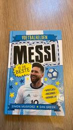 Messi boek, Ophalen of Verzenden, Zo goed als nieuw