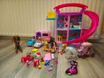 Complete nieuwe Barbie set: poppen, meubels en assecoires, Kinderen en Baby's, Speelgoed | Poppenhuizen, Ophalen of Verzenden